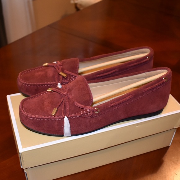 Michael Kors Women's Sutton Moccasin - Picture 3 of 6